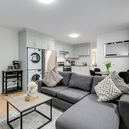 Guest Suite In South 서레이 외부 사진