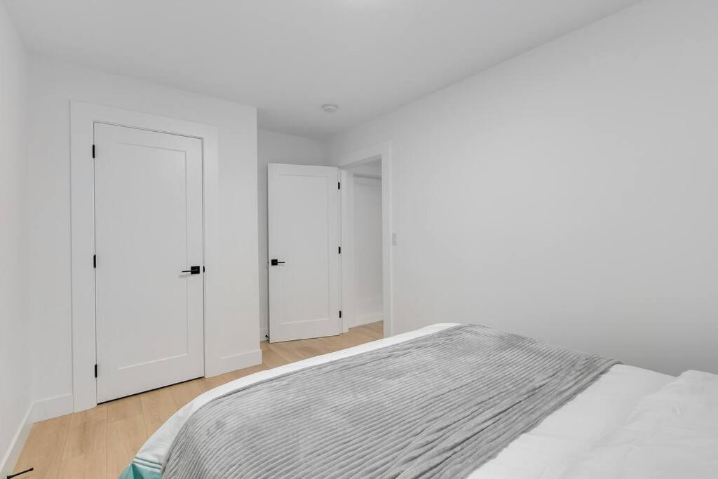 Guest Suite In South 서레이 외부 사진